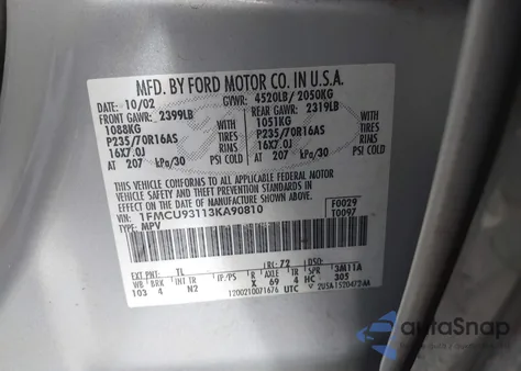 2003 Ford Escape Xlt z USA, uszkodzony, nr VIN 1FMCU93113KA90810